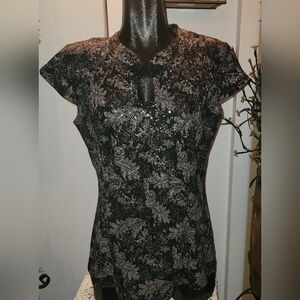 Champagne Black and Silver Short Sleeve Top Size L